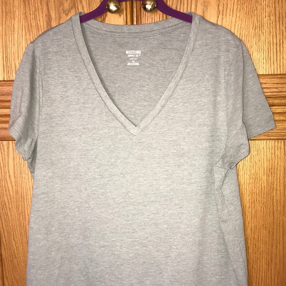 Women's XXL Gray Heather V-neck T-shirt
